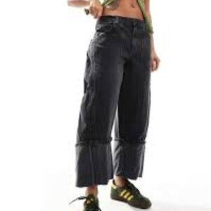 NWT We The Free Olsen Cuffed Crop Barrel Jeans Women's Size 28 Black Free People